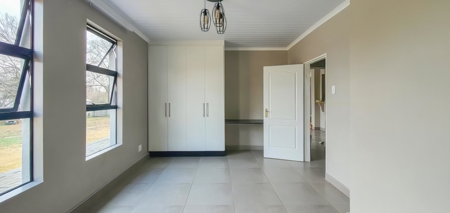 10 Bedroom Property for Sale in Panorama Free State